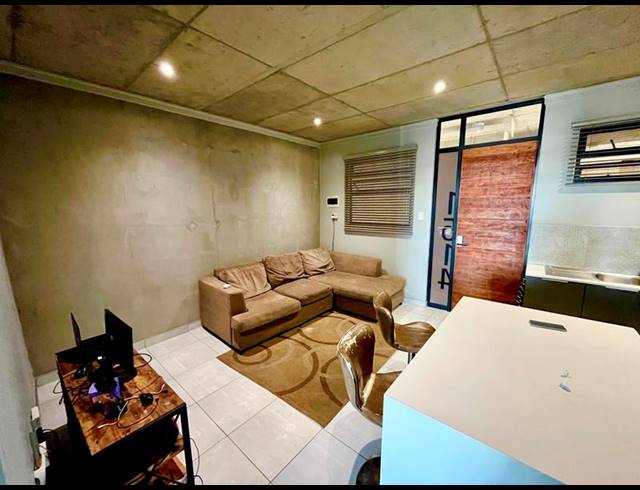 2 BEDROOM APARTMENT FOR SALE IN BROOKLYN